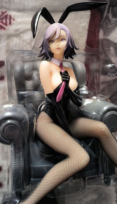 Продаёт оригинальная Аниме фигурка