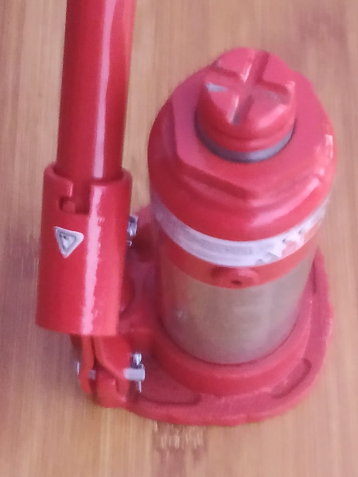Cric hidraulic auto