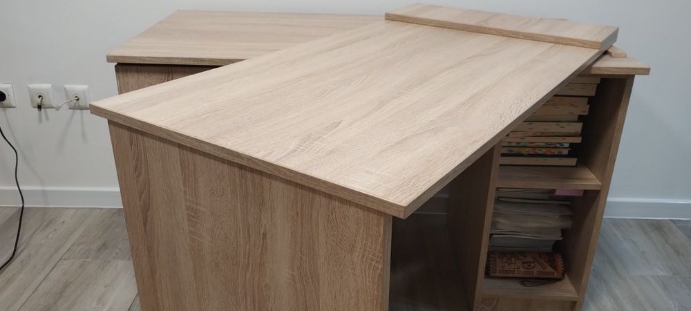 Разтегателно бюро