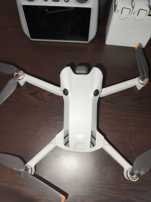 DJI MINI 4 PRO - Fly More Combo + DJI Care Refresh до 08.2026 година!