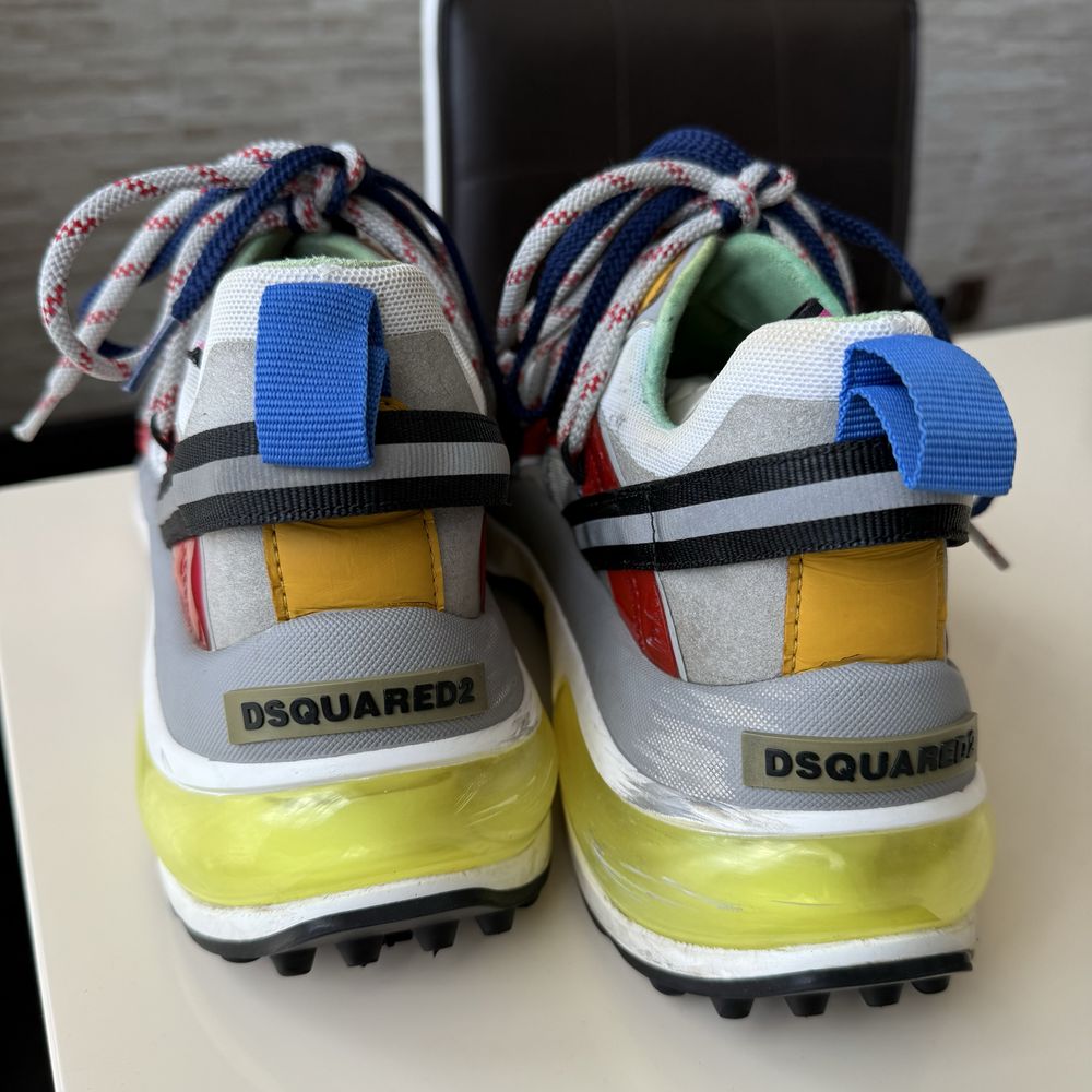 Dsquared2 bubbles