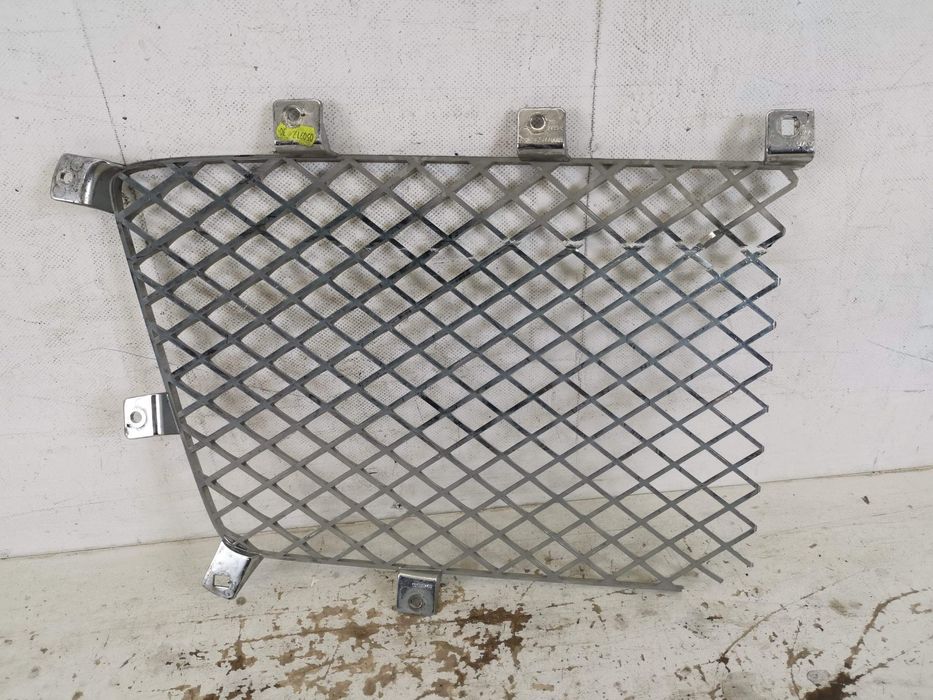 Централна решетка Ляв Бентли Бентайга / Bentley Bentayga Оригинална по