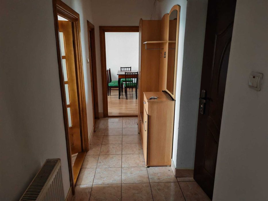 Apartament cu 2 camere, decomandat
