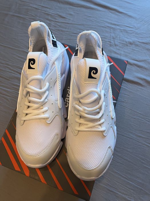 Adidasi Pierre Cardin originali marime 42, 27 cm