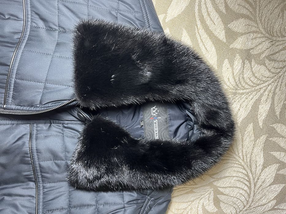 Продам зимнюю куртку