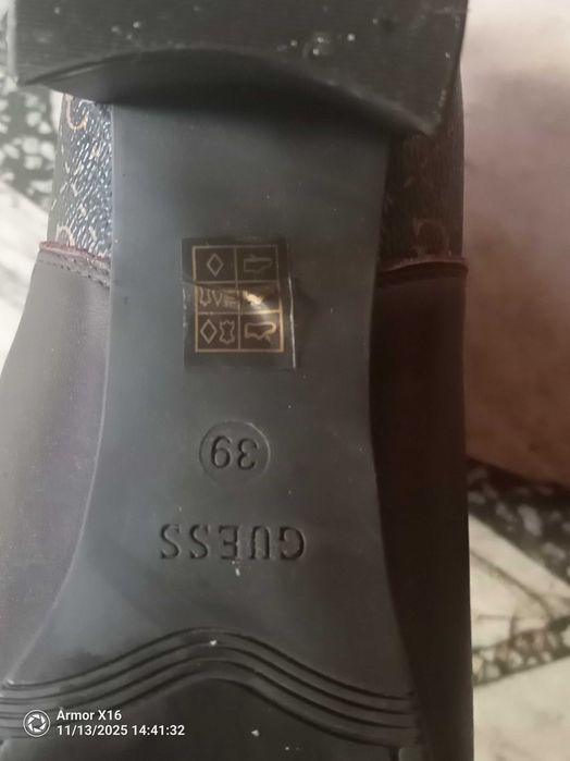 Дамски кожени боти guess 39 номер