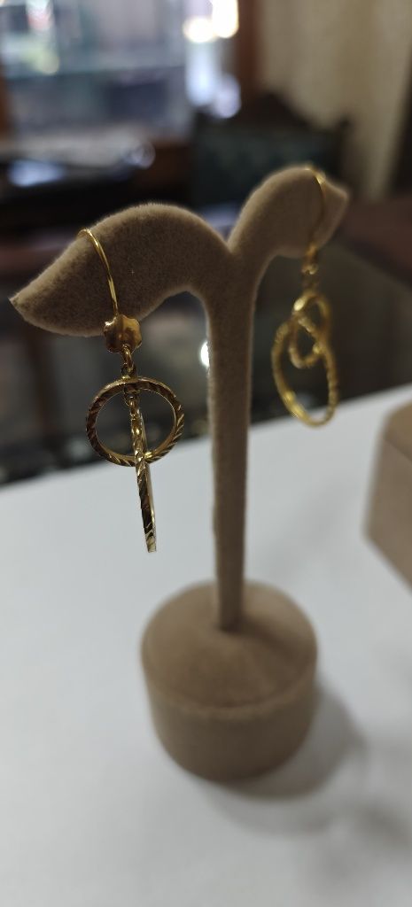 Cercei aur 18k 4.02gr (r)