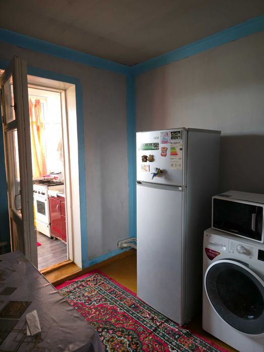 3 хонали квартира сотилади.
Андижон шахар марказида.