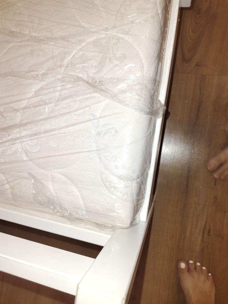Кровать ikea деревянный