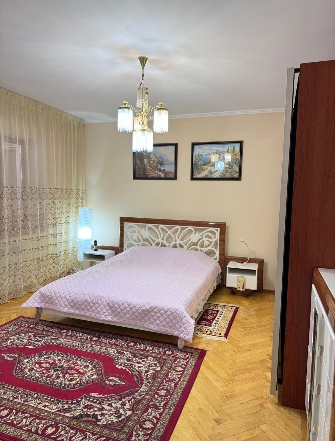 Таунхаус, Центр (Толе би - Айтиева, 180м²)