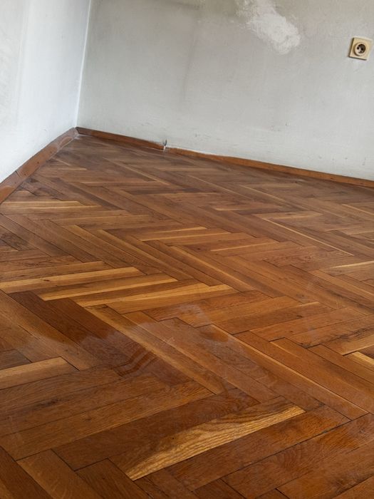 Естествен дъбов паркет 65кв/м