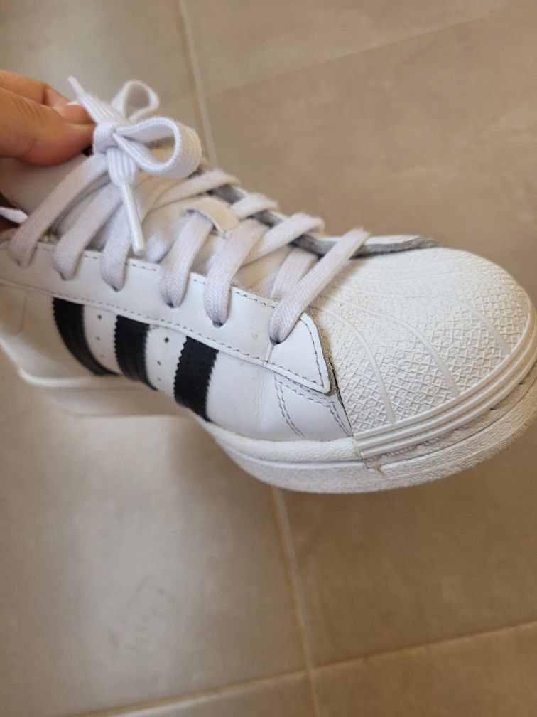 Adidas superstar 4uk , 36 si treisferturi