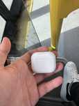 airpods 3……………..
