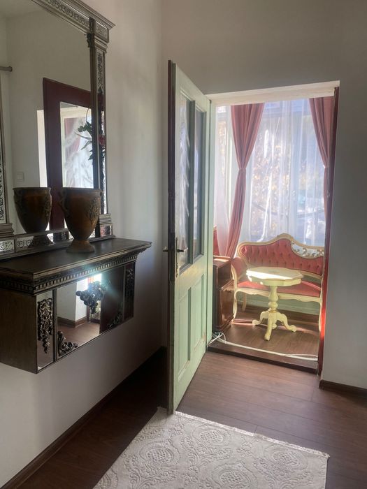 Inchiriez apartament 3 camere ultracentral Predeal