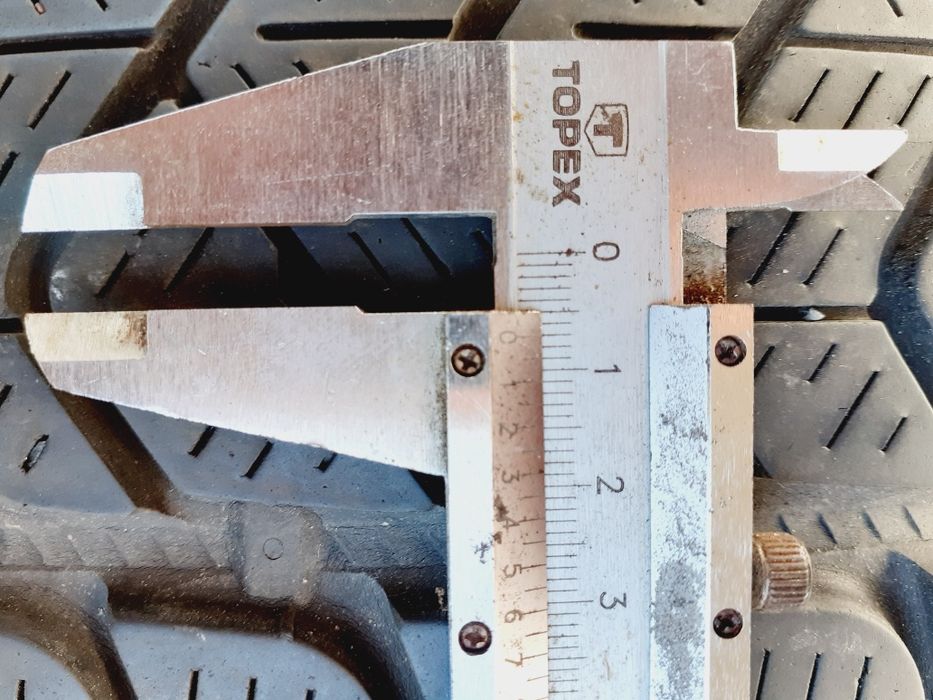 225/65/17,pirelli,7mm,dot 4716