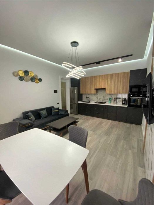 Срочно сдам 3- комнаты 5/9  Яккасарай  Pесторан Бухара 838*