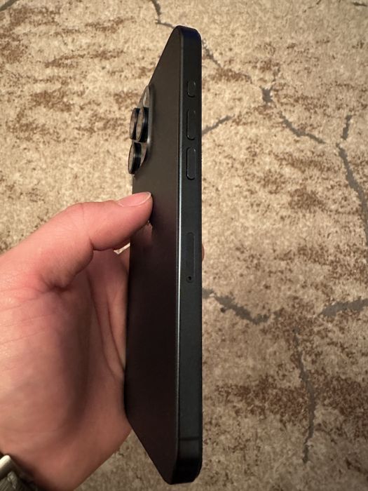 Telefon iPhone 15 Pro Max Black pentru piese sau recarosare