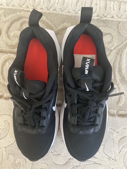 Adidasi air max dama