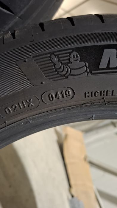 Michelin Pilot Sport 4