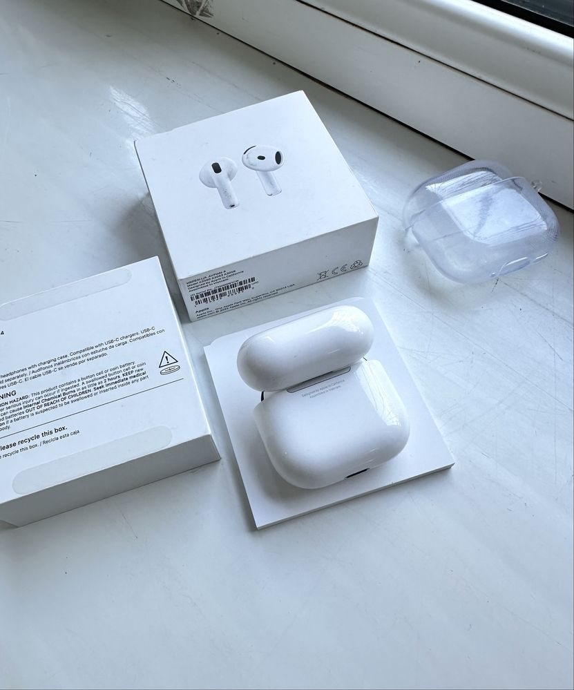 Оригинальный AirPods 4