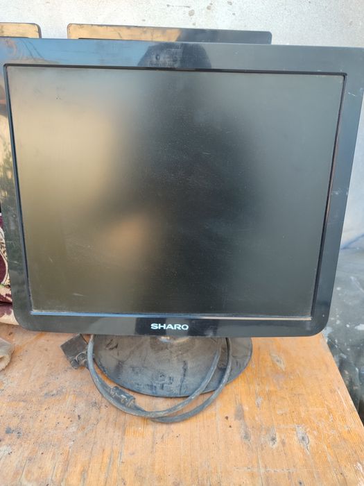 Monitor Sharq 17 lik monitorlar