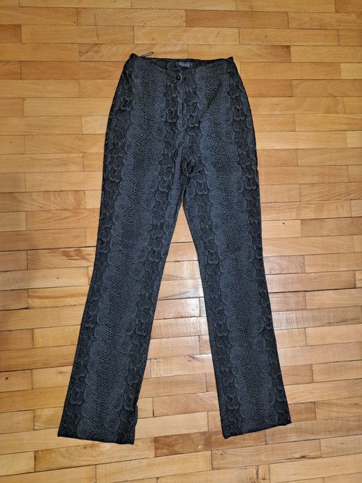 Pantaloni dama, marimea 34