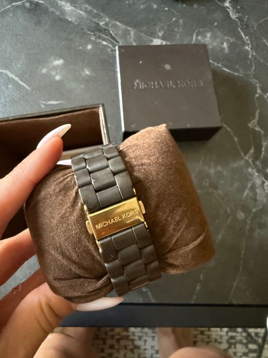 Часовник Michael Kors