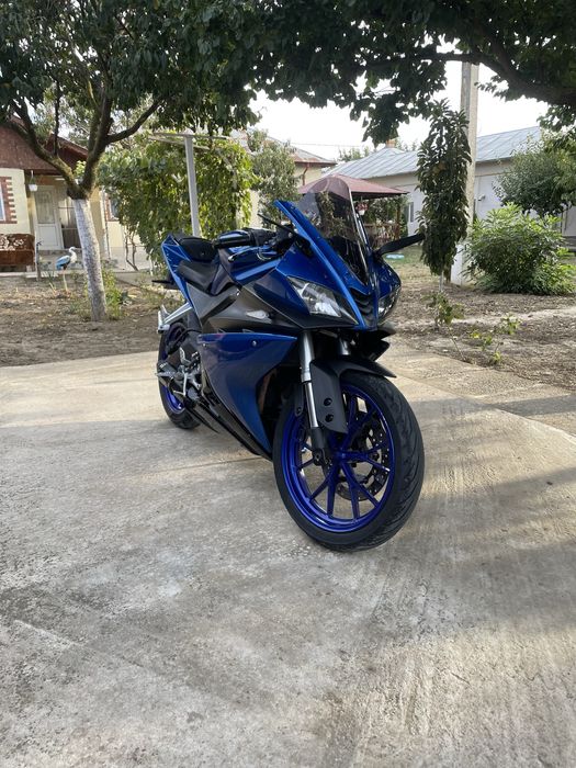 Yamaha YZF R125 2014