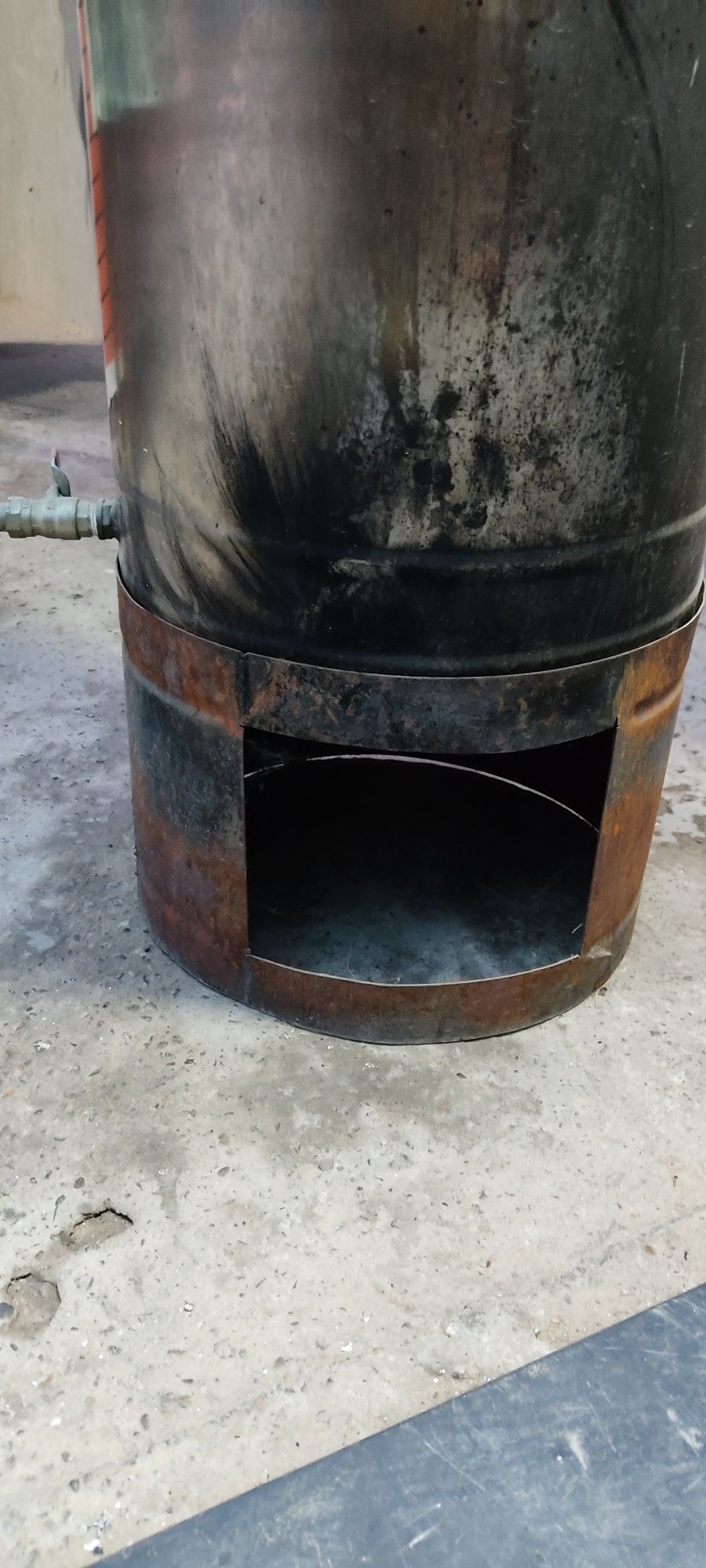 Samovar sotiladi