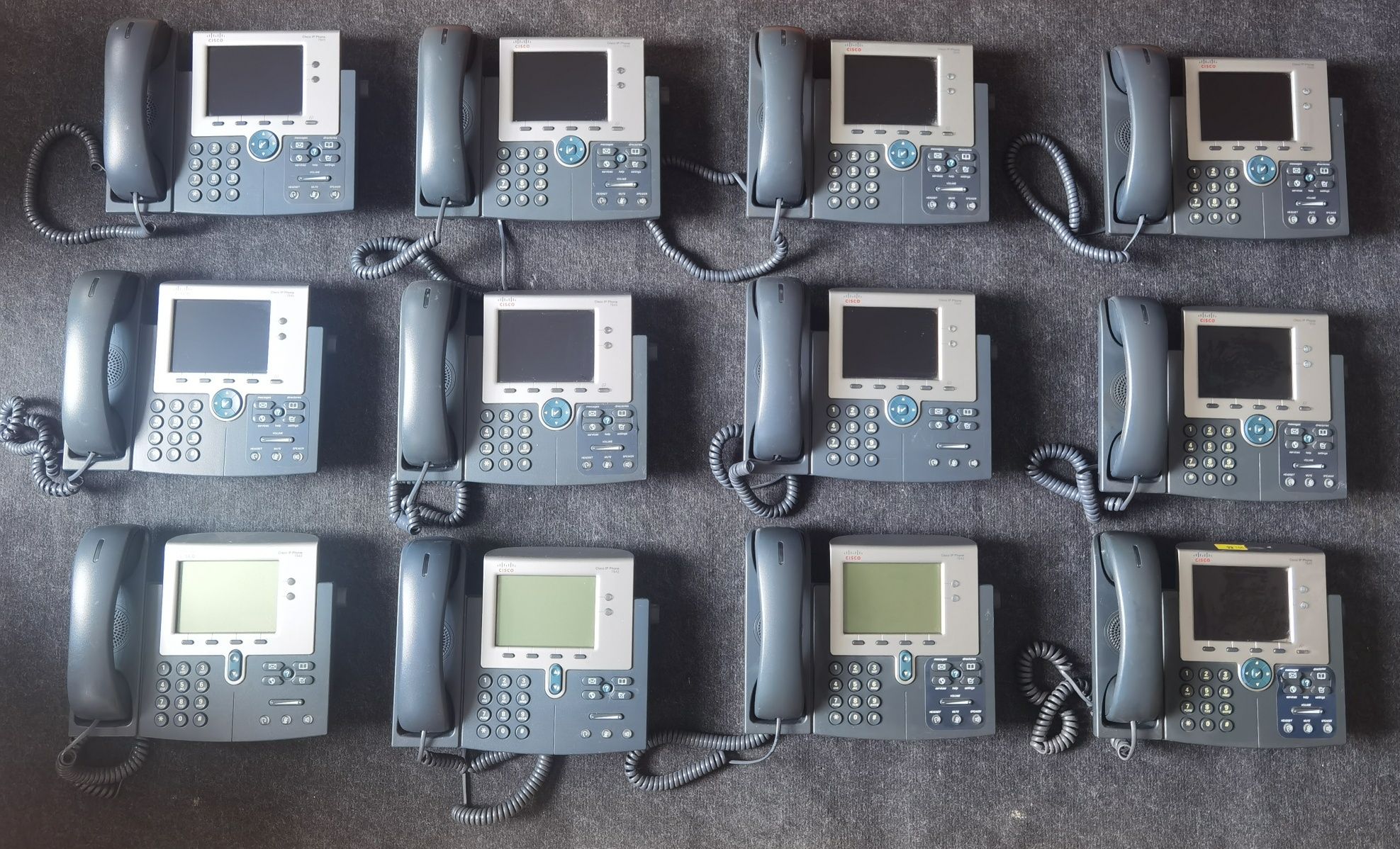 Lot 12 telefoane CISCO pentru firme. Telefon Cisco Ip Phone 7942, 7945