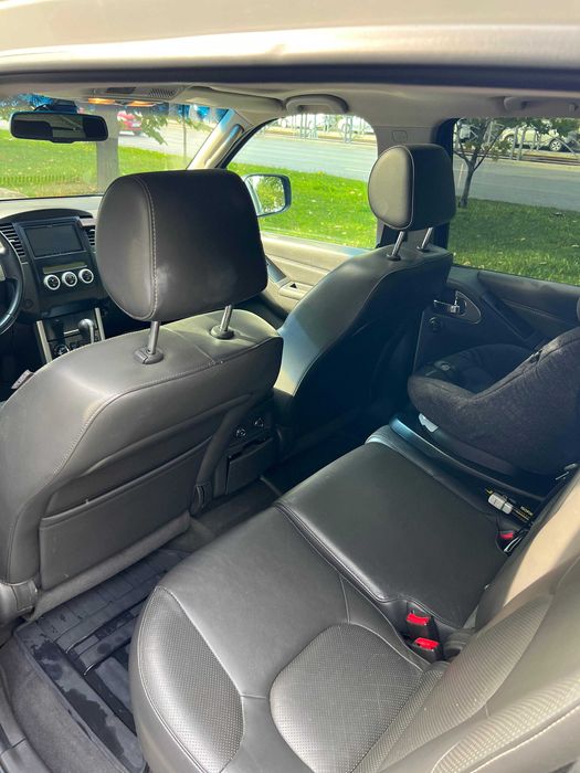 Nissan Pathfinder 2.5dci 190cp