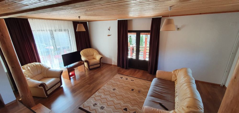 Închiriez casă LIBER REVELION