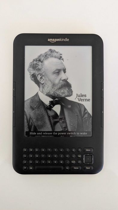 Четец за електронни книги Amazon Kindle 3