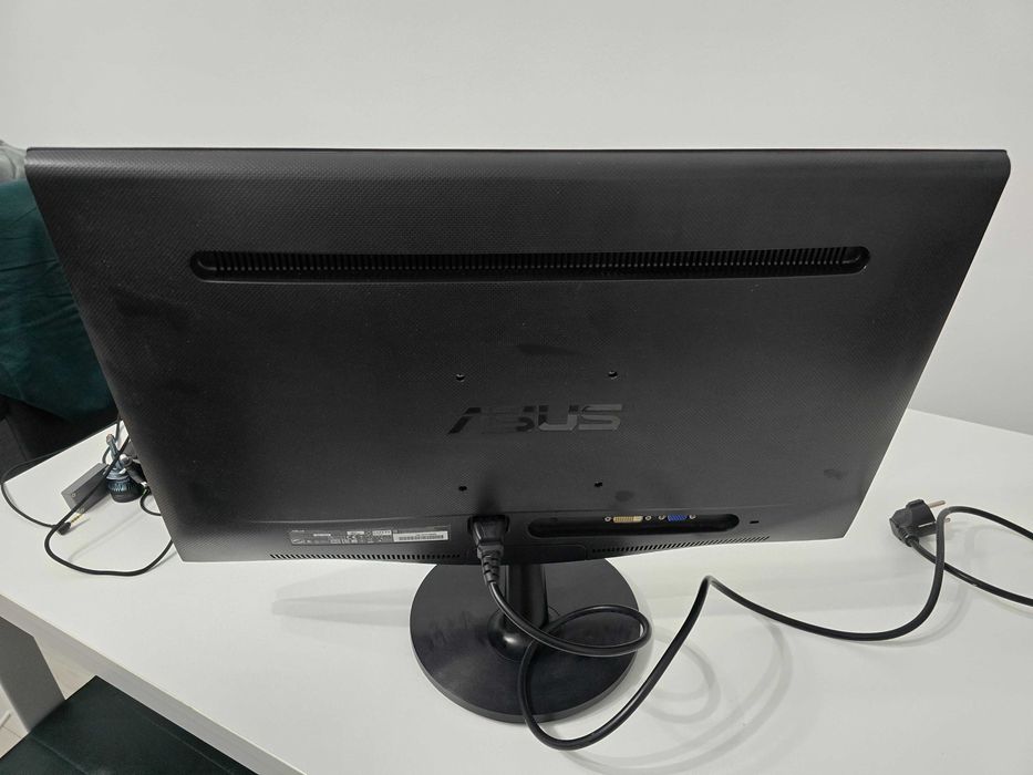 Monitor Asus FullHD 24 inch