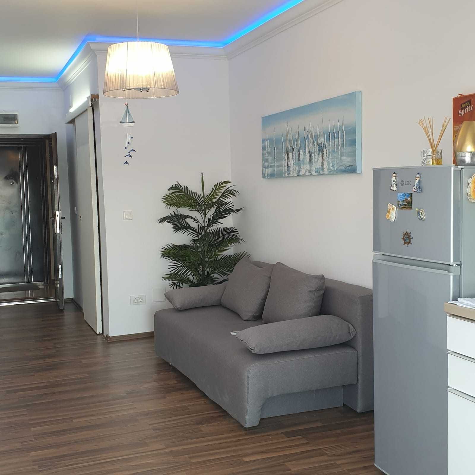 De vanzare apartament la malul marii