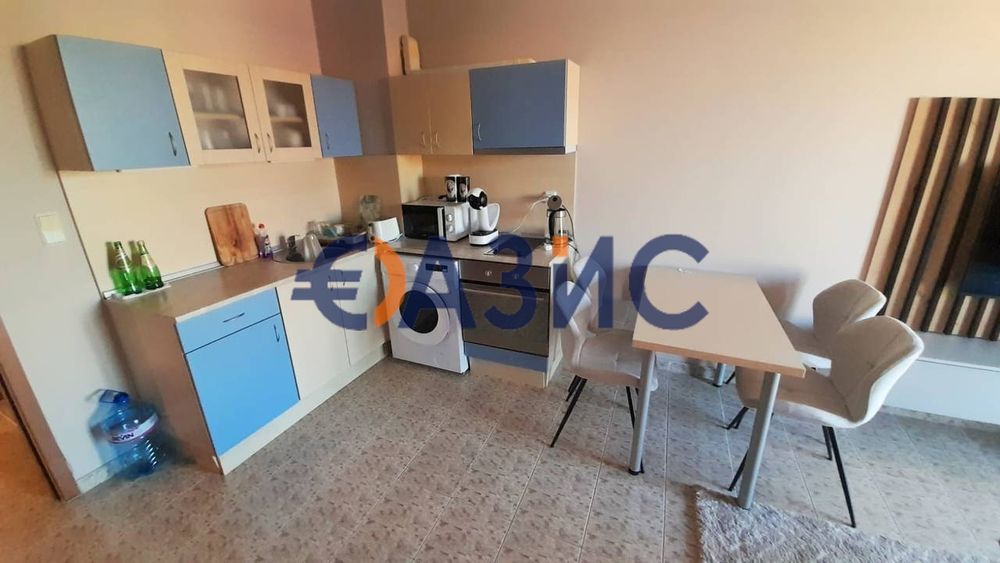Продава се Тристаен апартамент в к.к. Слънчев бряг - 92 кв.м за 1066 €/кв.м - Снимка #8