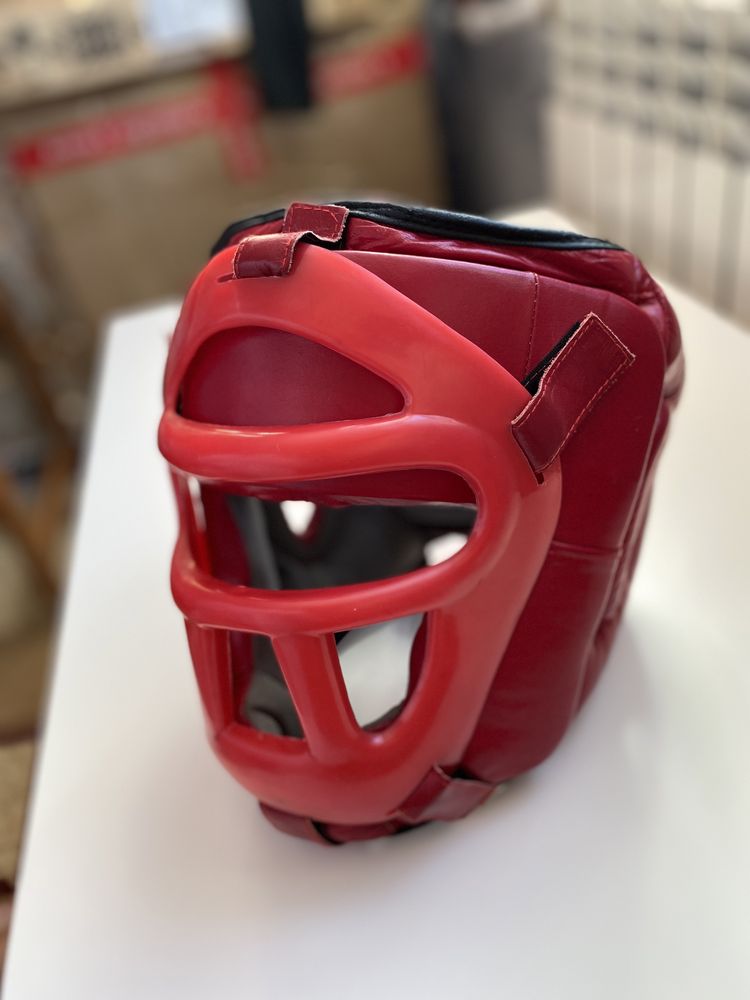 Шлем защитный Top Ten со съемной решеткой