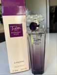 Tresor midnight rose, este un parfum frumos mirositor, persistenta.