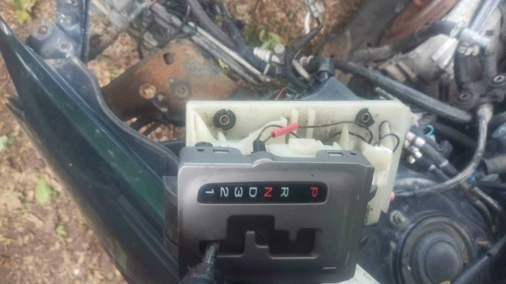 Избирач за автоматични скорости(лост) на субару форестър 2003 г.