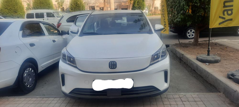 Dongfeng LanDian E3