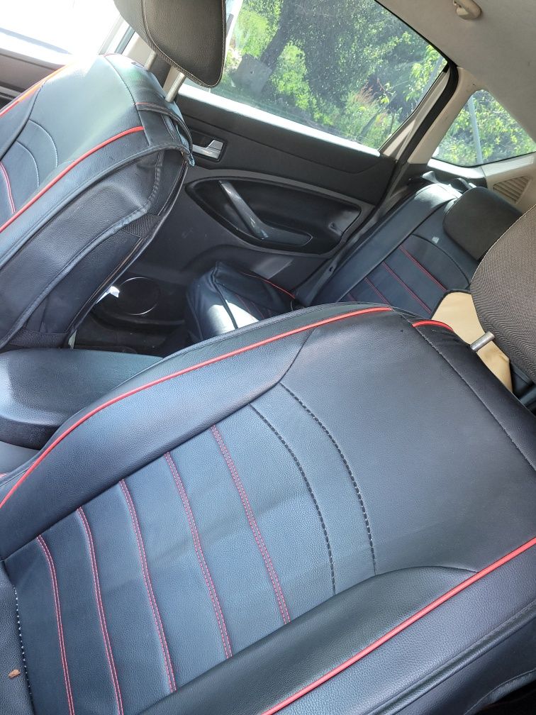 ford kuga 4700 €