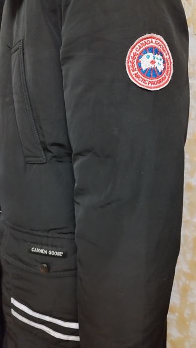 Продается куртка на девочку