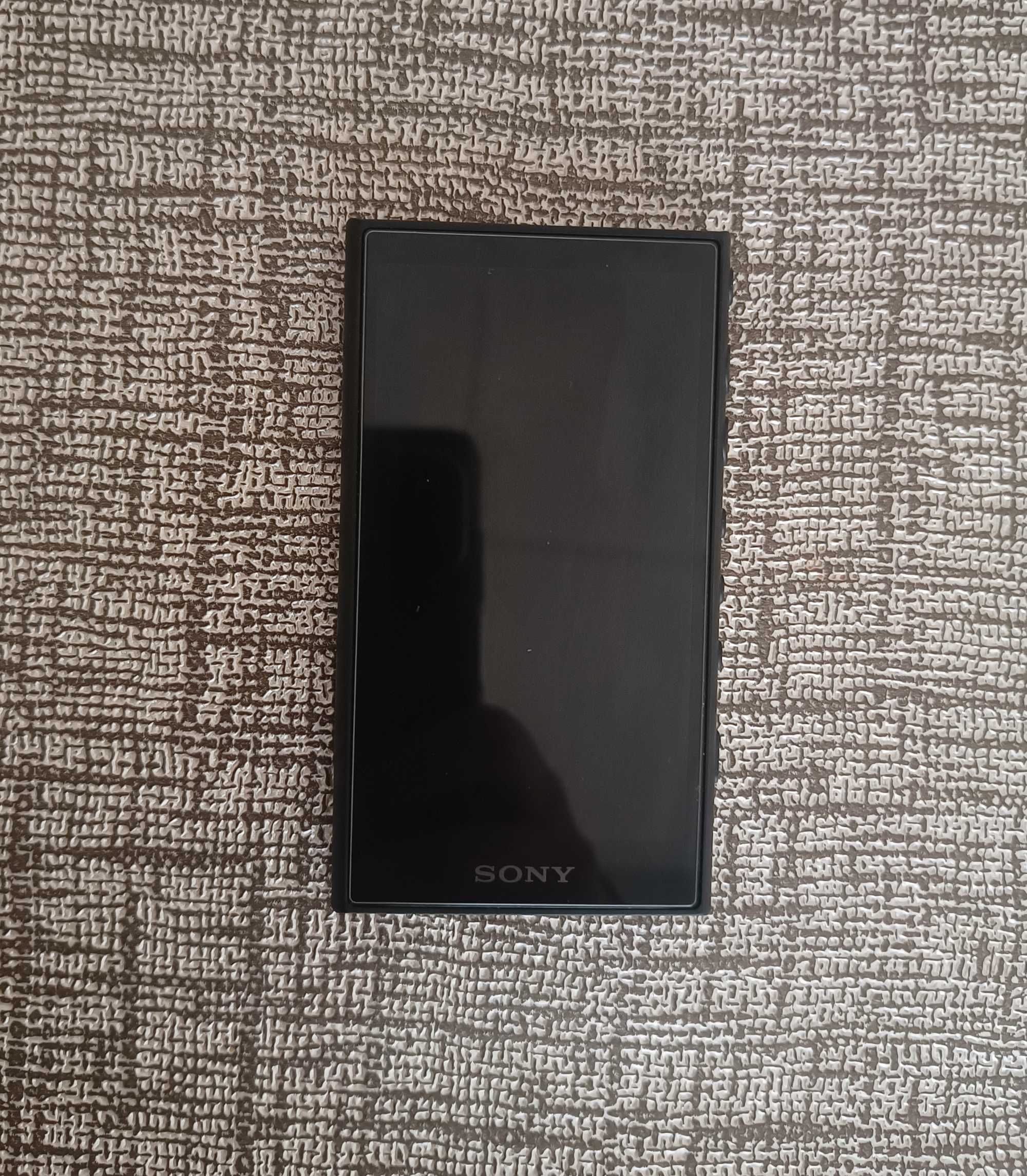Продавам MP3 плейър Sony - Walkman NW-A105, 16GB, черен