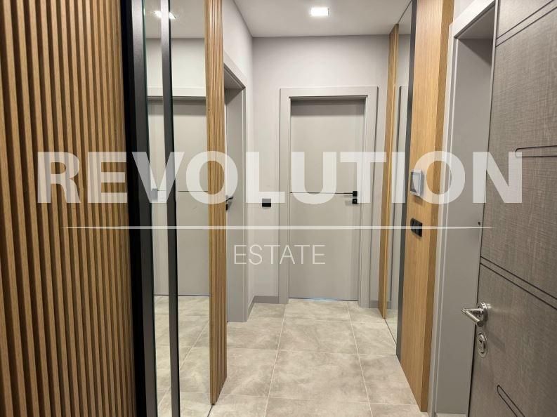 Дава се под наем Двустаен апартамент в Варна, Бриз - 74 кв.м за 1000 € - Снимка #10