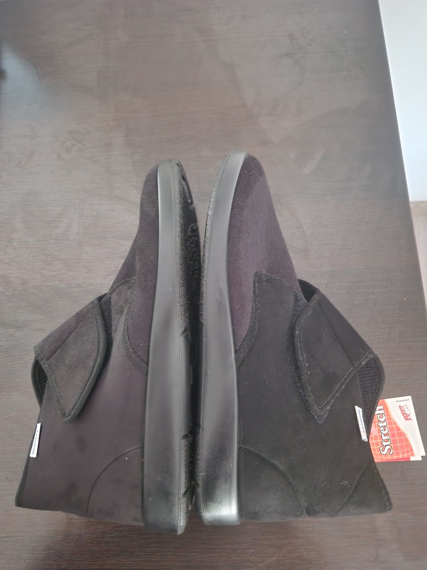 Pantofi ortopedici NOI, marca Varomed