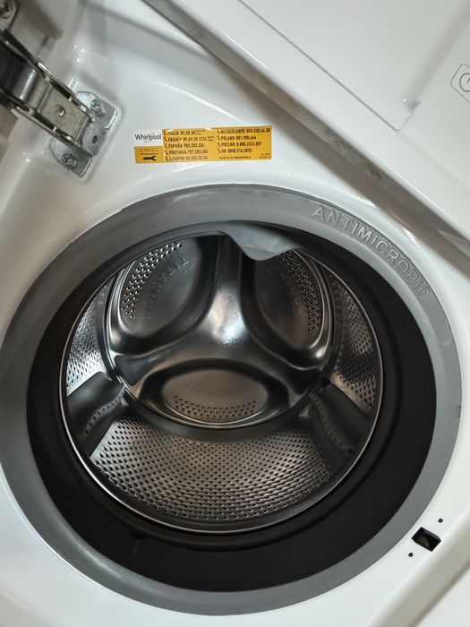 Пералня Whirlpool 9 кг – Inverter – Тиха – Отлично състояние