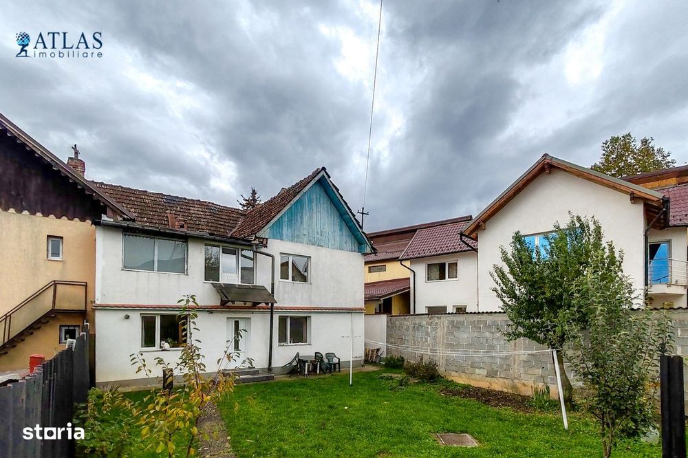 Casa individuala 5 camere, curte, acces facil zona agrement, Noua