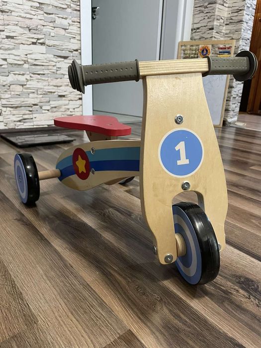 Дървена триколка.Като нова!