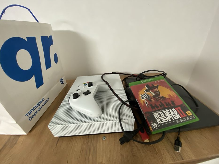 продам хбох оне с