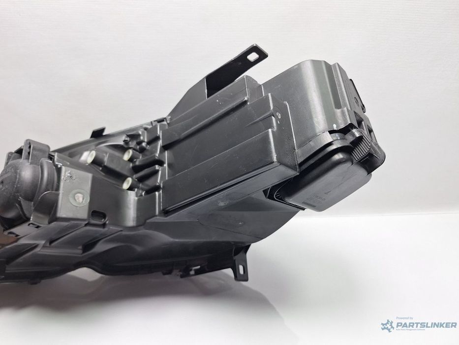Far halogen dreapta SMART FORFOUR 454 2004 - 2006 AUTOMOTIVE 0301207612 8301A282